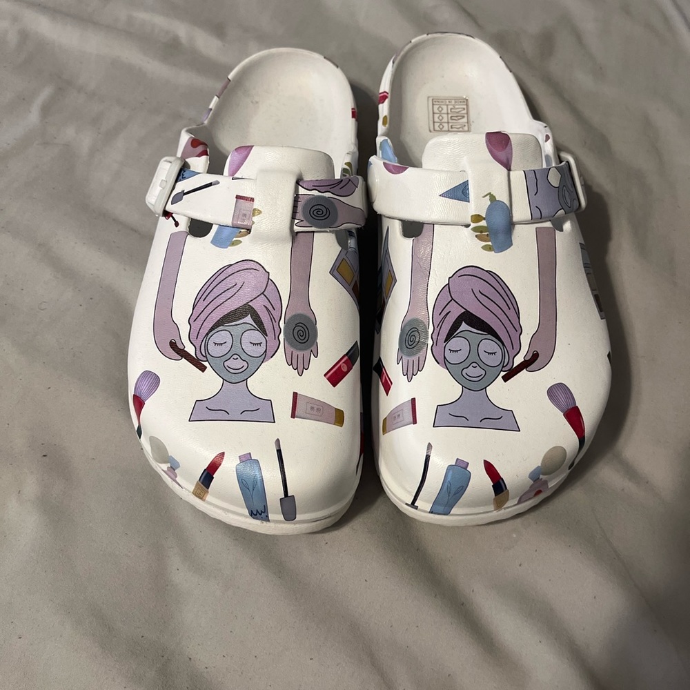 Soft working shoes